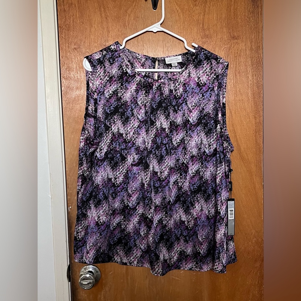NWT Tahari  Arthur S. Levine purple abstract print shell top blouse